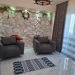 Apartments * هانيوتي