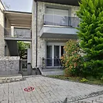 Apartments * هانيوتي