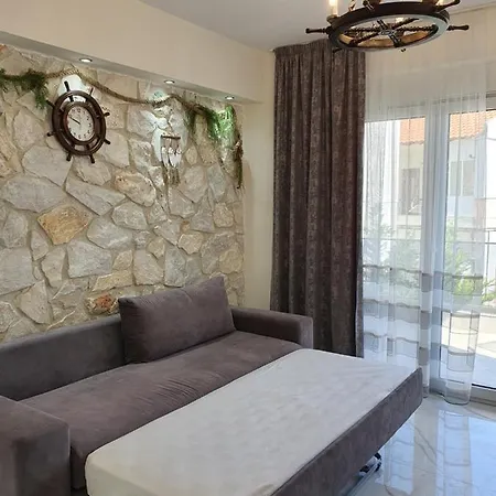 Apartman Apartments *